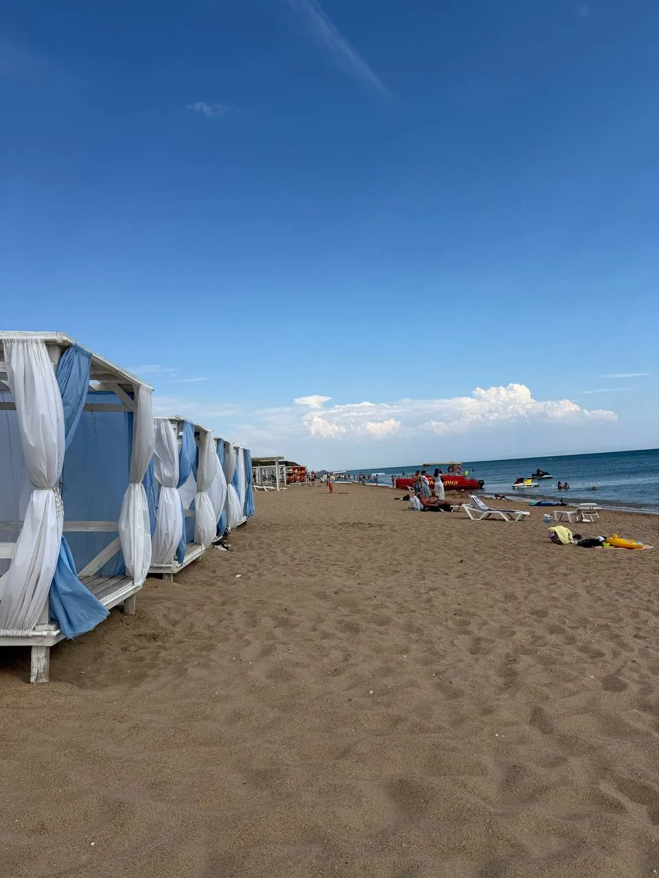 Пляж на Бугазской косе сегодня 🏖️