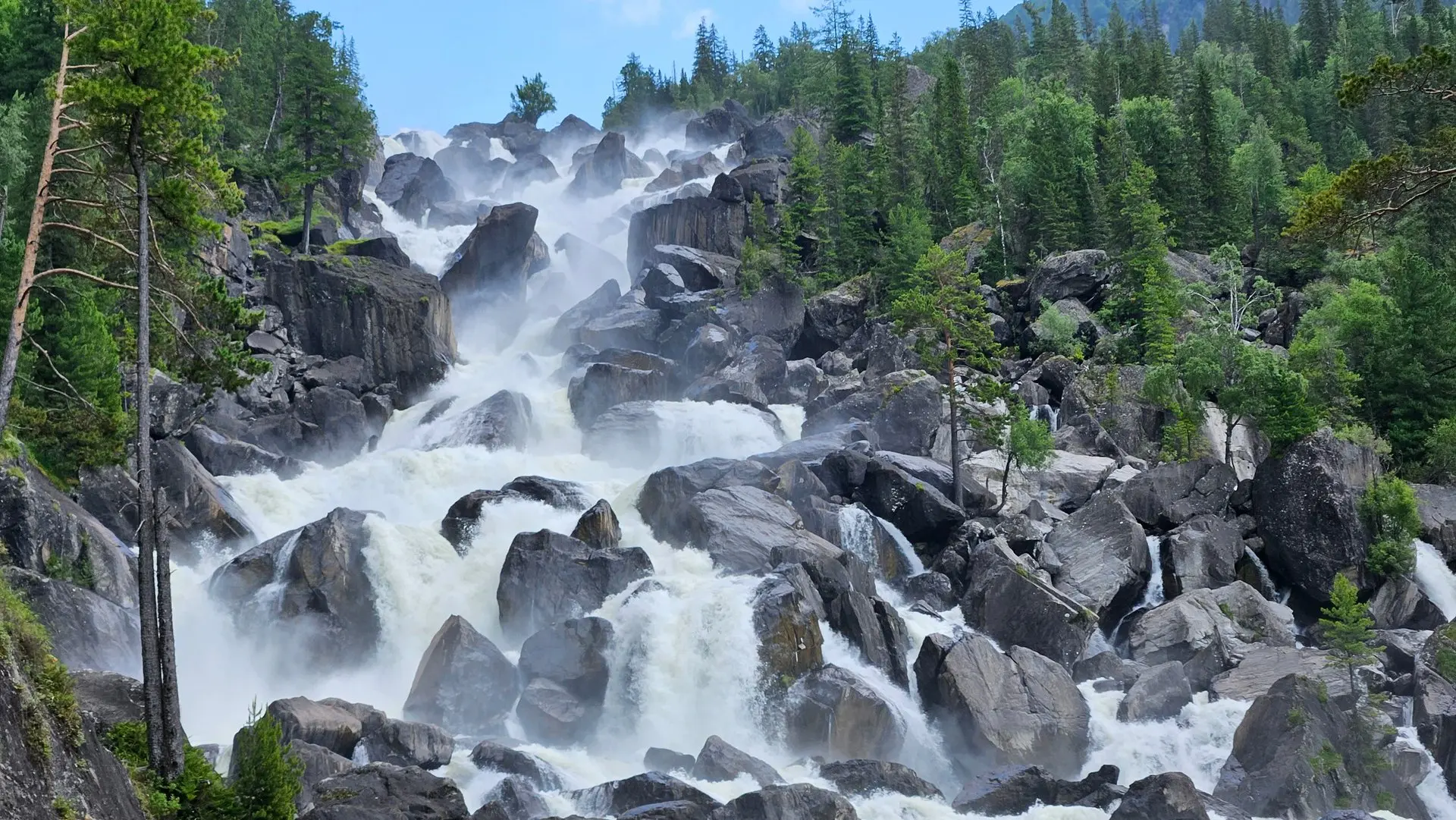 💦 Водопад Учар - шедевр алтайской природы.