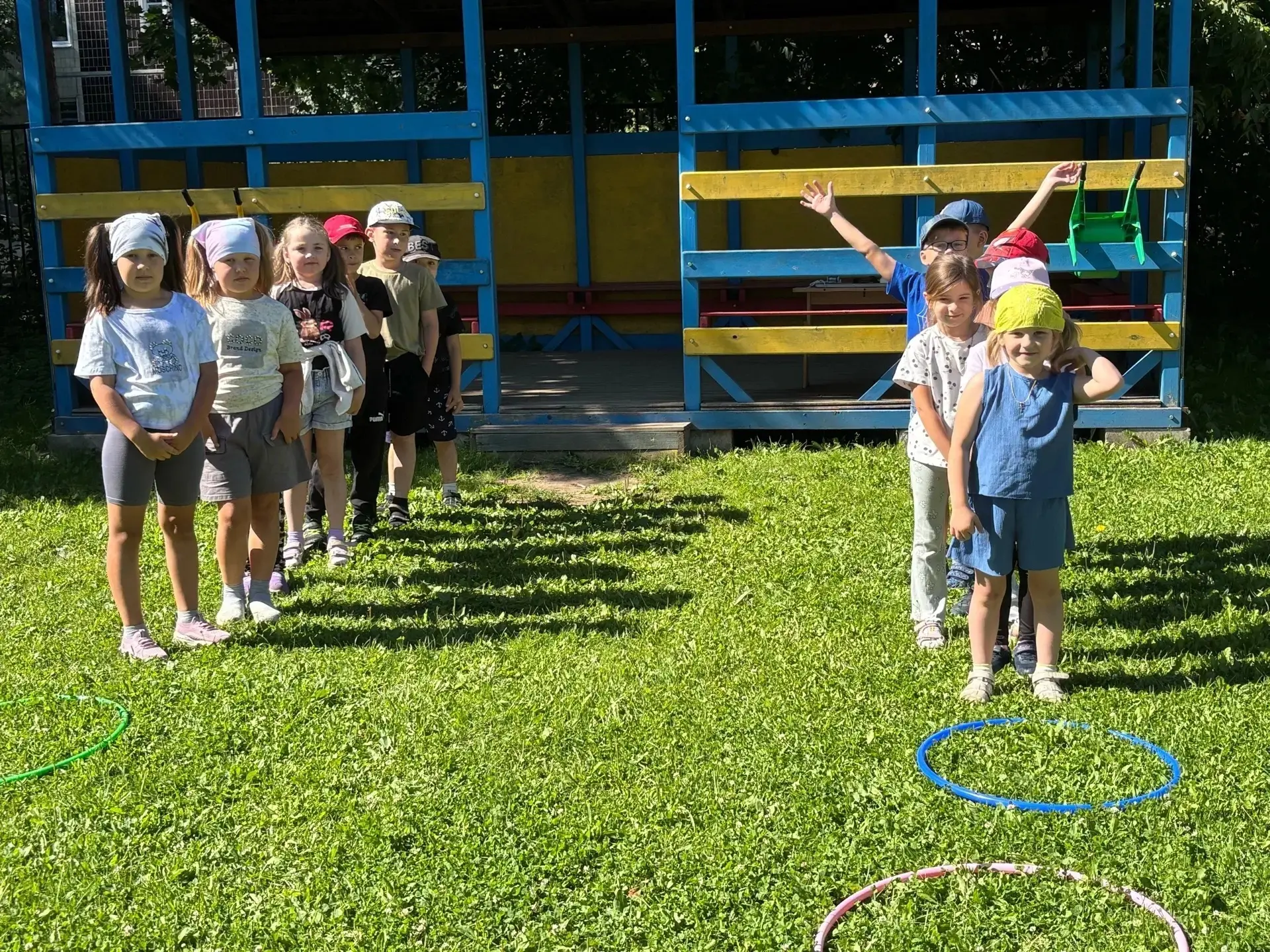 🏃ВЕСЁЛАЯ ЭСТАФЕТА🏃
🤸Сегодня на прогулке мы провели весёлую эстафету — дети с азартом преодолевали