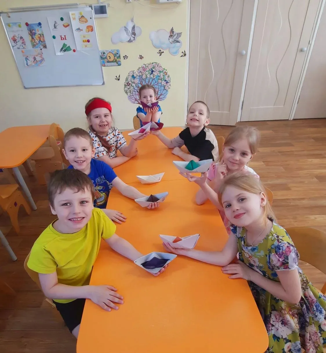 Доброго дня 
В эфире рубрика #Просвещениеродителей 
Сегодня поговорим о искусстве бумагопластики или