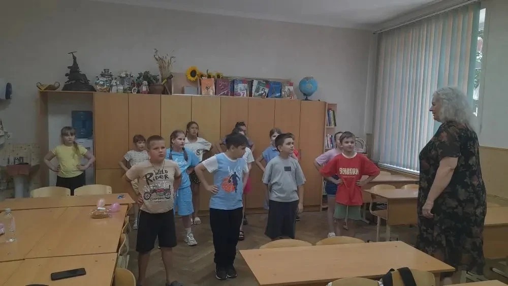 🎭 Мастер‑класс «Я — актёр» прошёл на нашей летней площадке!

🎭 Юные таланты летней пришкольной пло