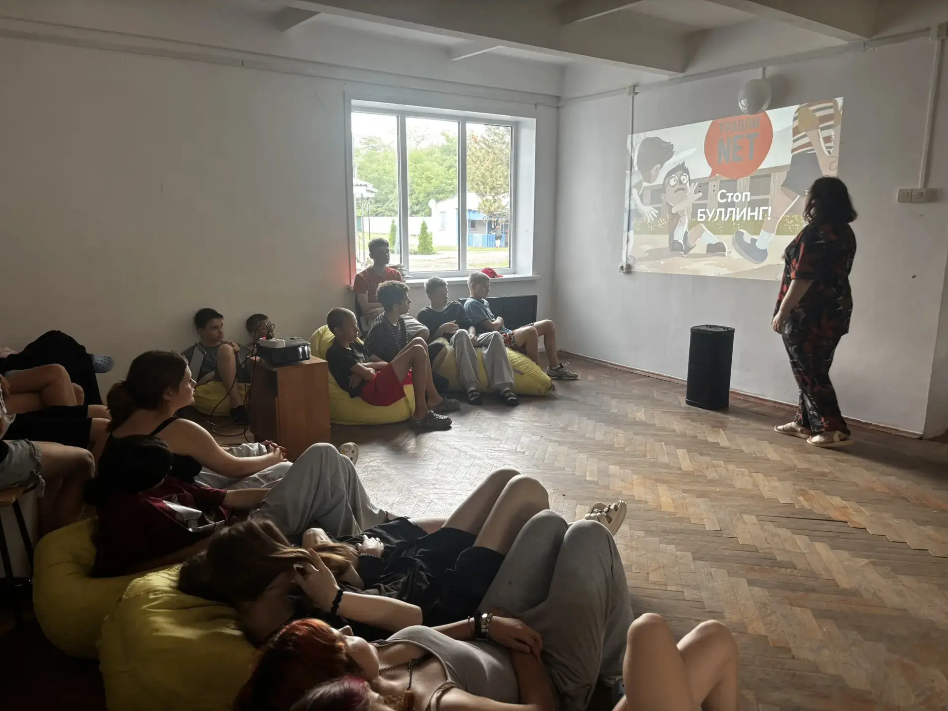 В ДОЛ "Колосок" прошло мероприятие, посвященное профилактике буллинга. На мероприятии обсудили, что 