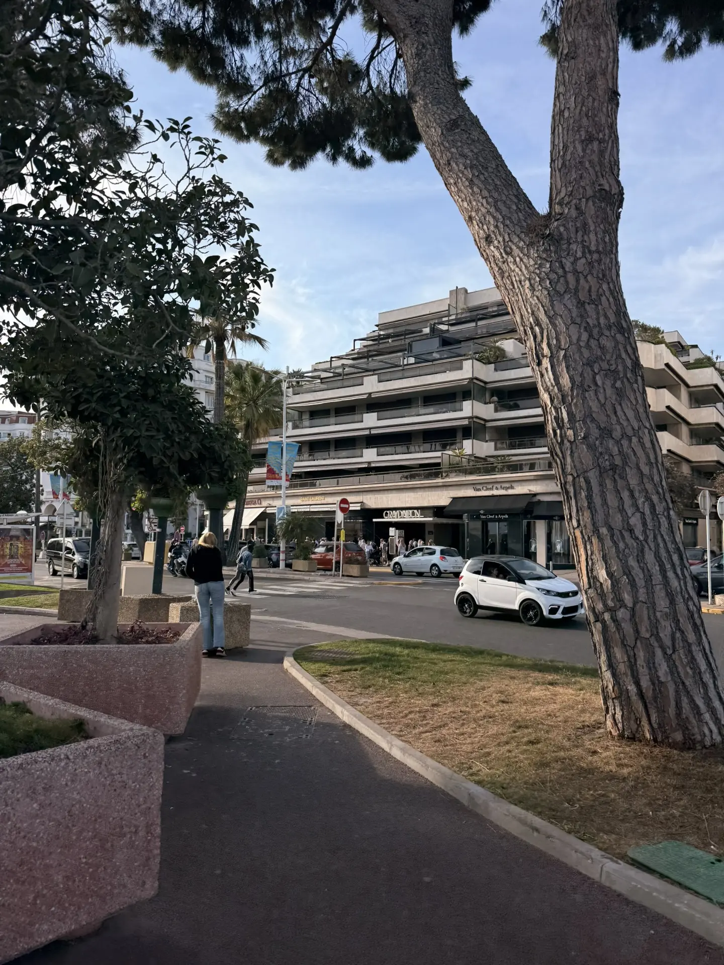 🎬 Cannes: не смогли проехать мимо