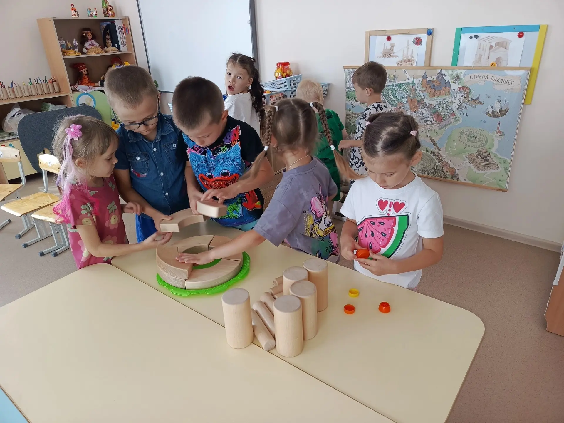 🎉 20 августа — День рождения Чебурашки! 🎂🍊