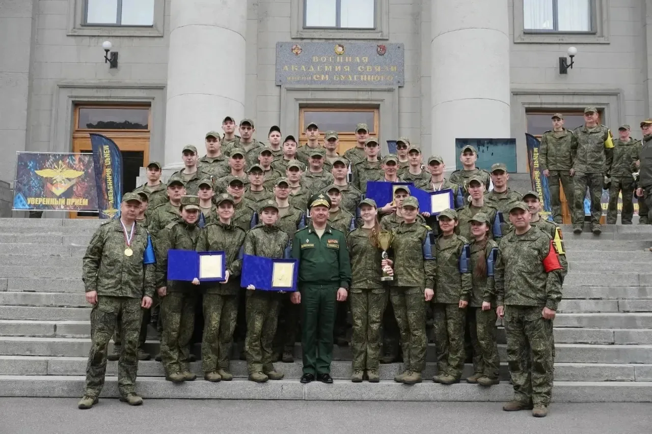 ⚡️ В Военной академии связи состоялась торжественная церемония закрытия конкурса «Уверенный прием – 
