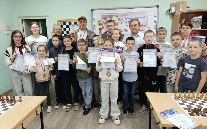 В Лениногорске прошёл 24 традиционный турнир по шахматам