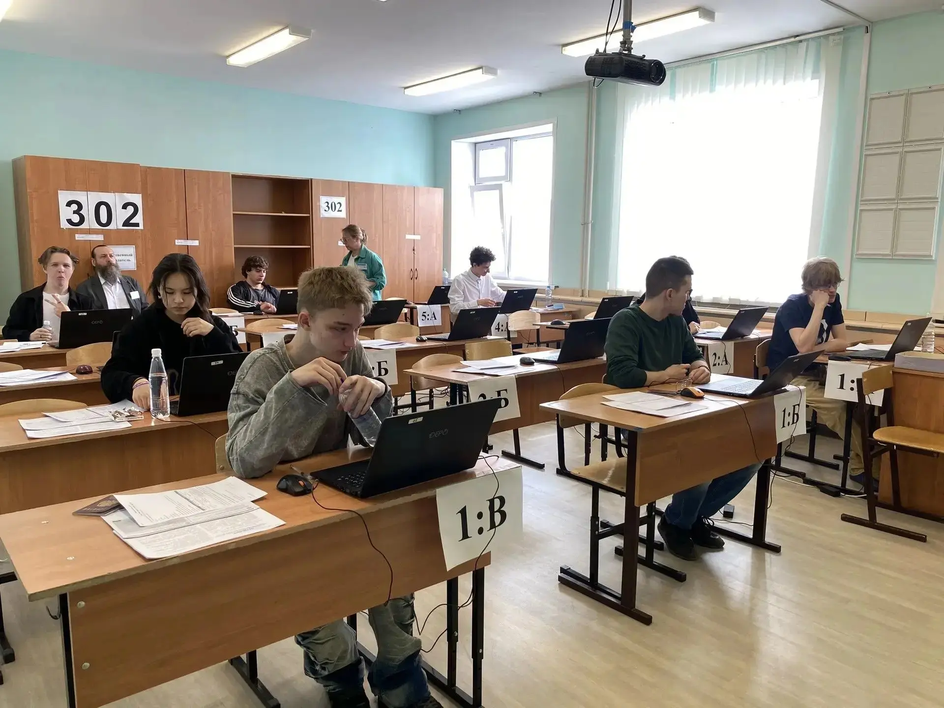 📝В Чукотском автономном округе завершились основные дни основного периода ЕГЭ-2026

19 июня 2026 го
