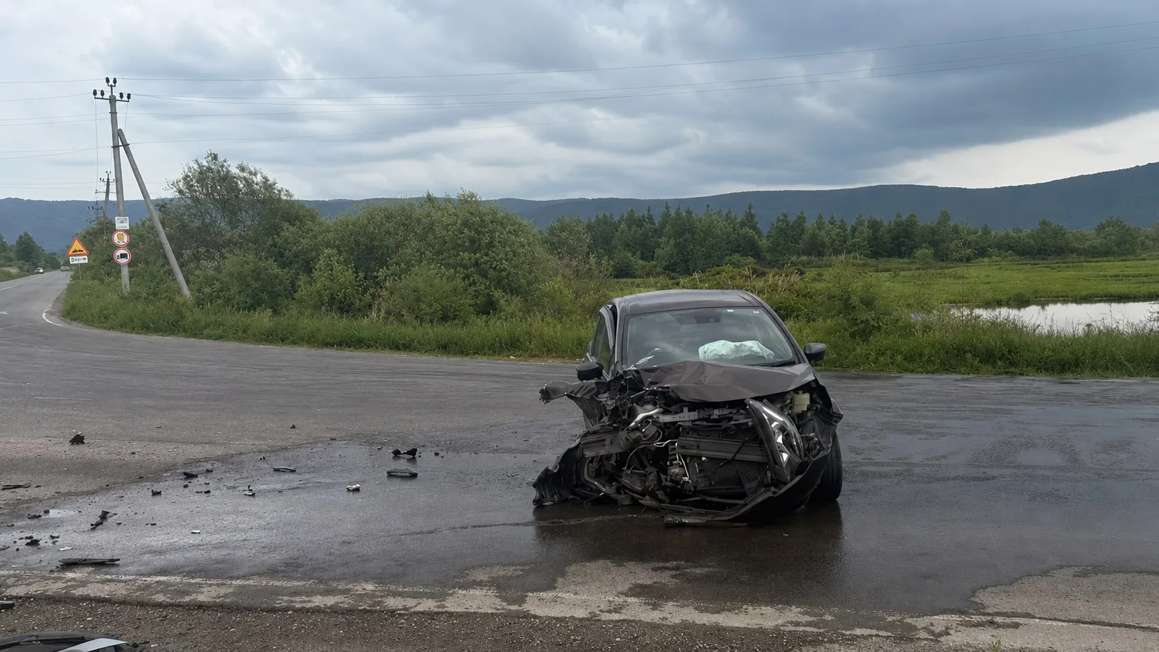 В ГАИ озвучили подробности вчерашнего ДТП на Комшоссе по дороге на Менделеева. Всё-таки там не обошл