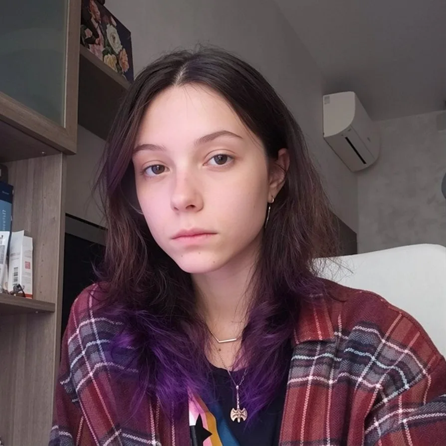 🤯 Псих, который до полусмерти избил работницу скорой в Марьино, оказался лудоманом и с...