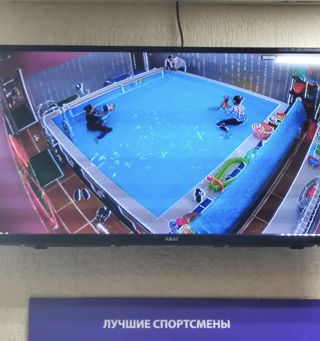 Понедельник в картинках

Сегодня был очень насыщенный понедельник. Необычно для нас. Как правило в э