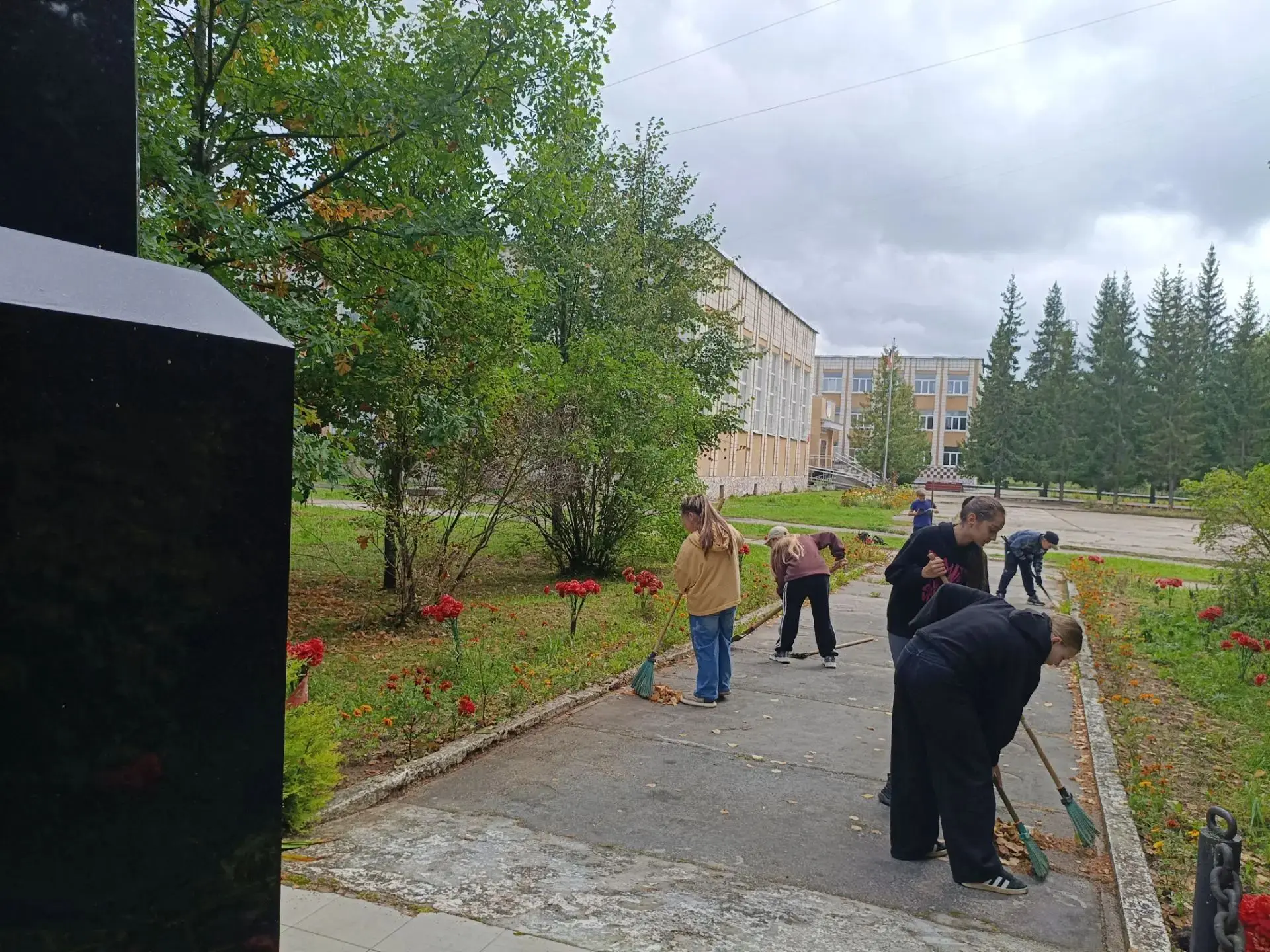 Юнармейцы завершили подготовку к 1сентября! 🗑️✨