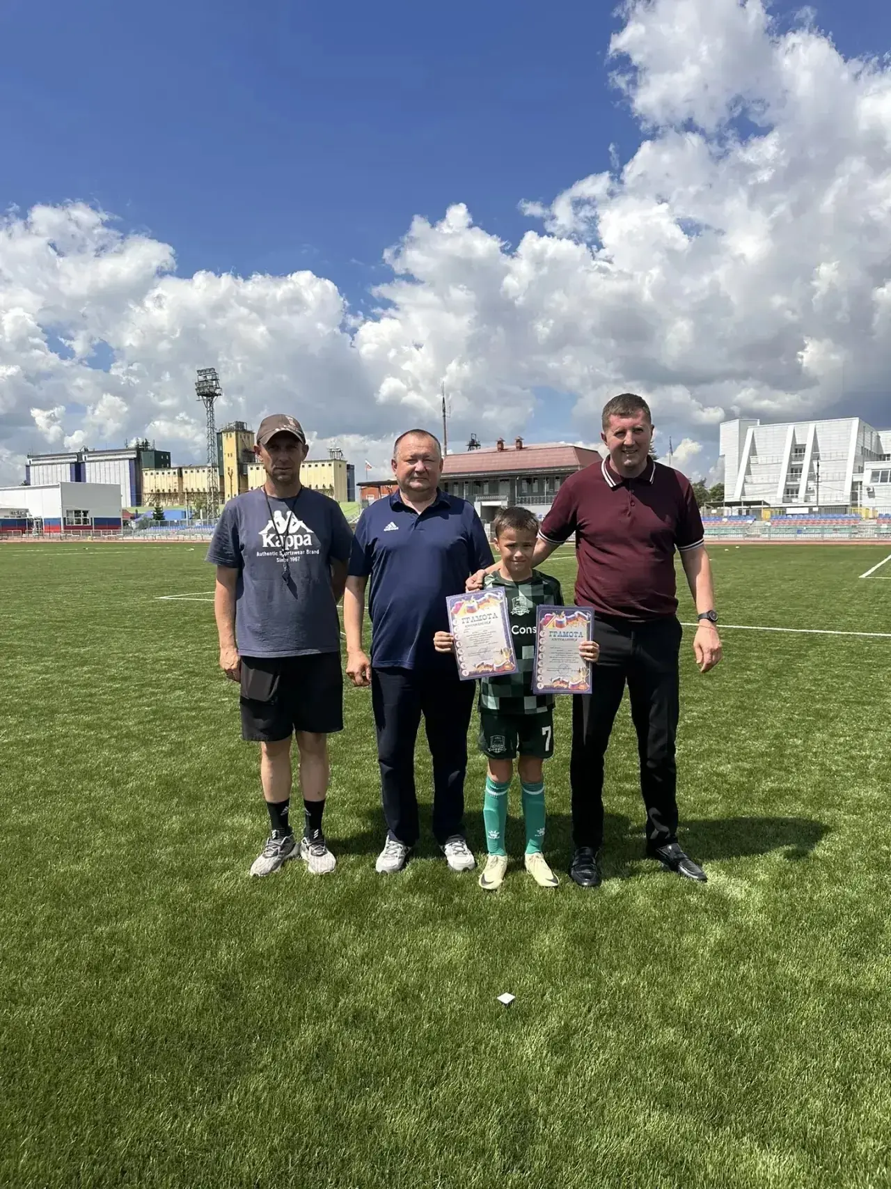 ⚽️ФУТБОЛ⚽️
15 июня в ст. Павловской на стадионе «Урожай» прошел Всекубанский турнир по футболу среди