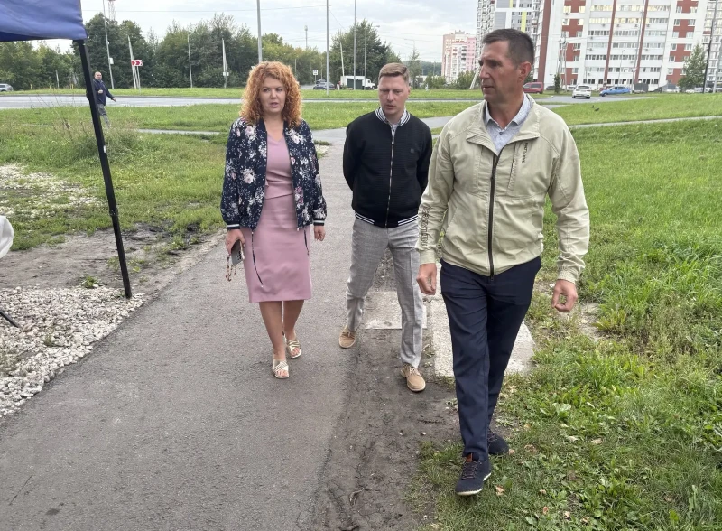Утренний объезд в начале рабочей недели провел в микрорайоне Арбеково.