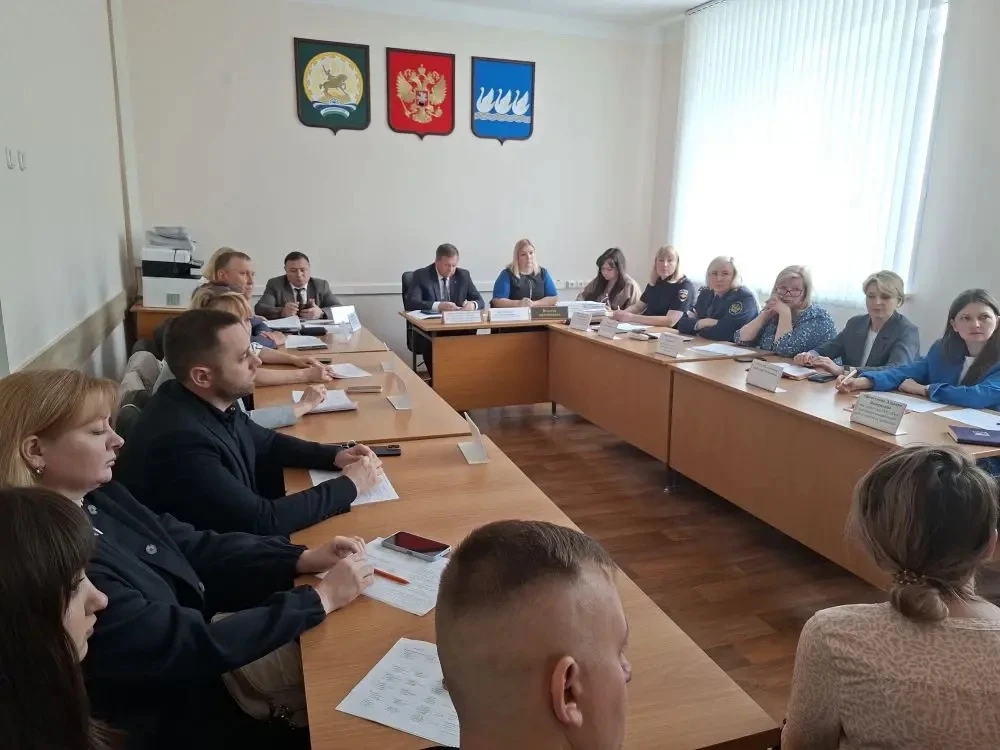 11.06.2026 прошло очередное заседание комиссии по делам несовершеннолетних и защите их прав.
Рассмот