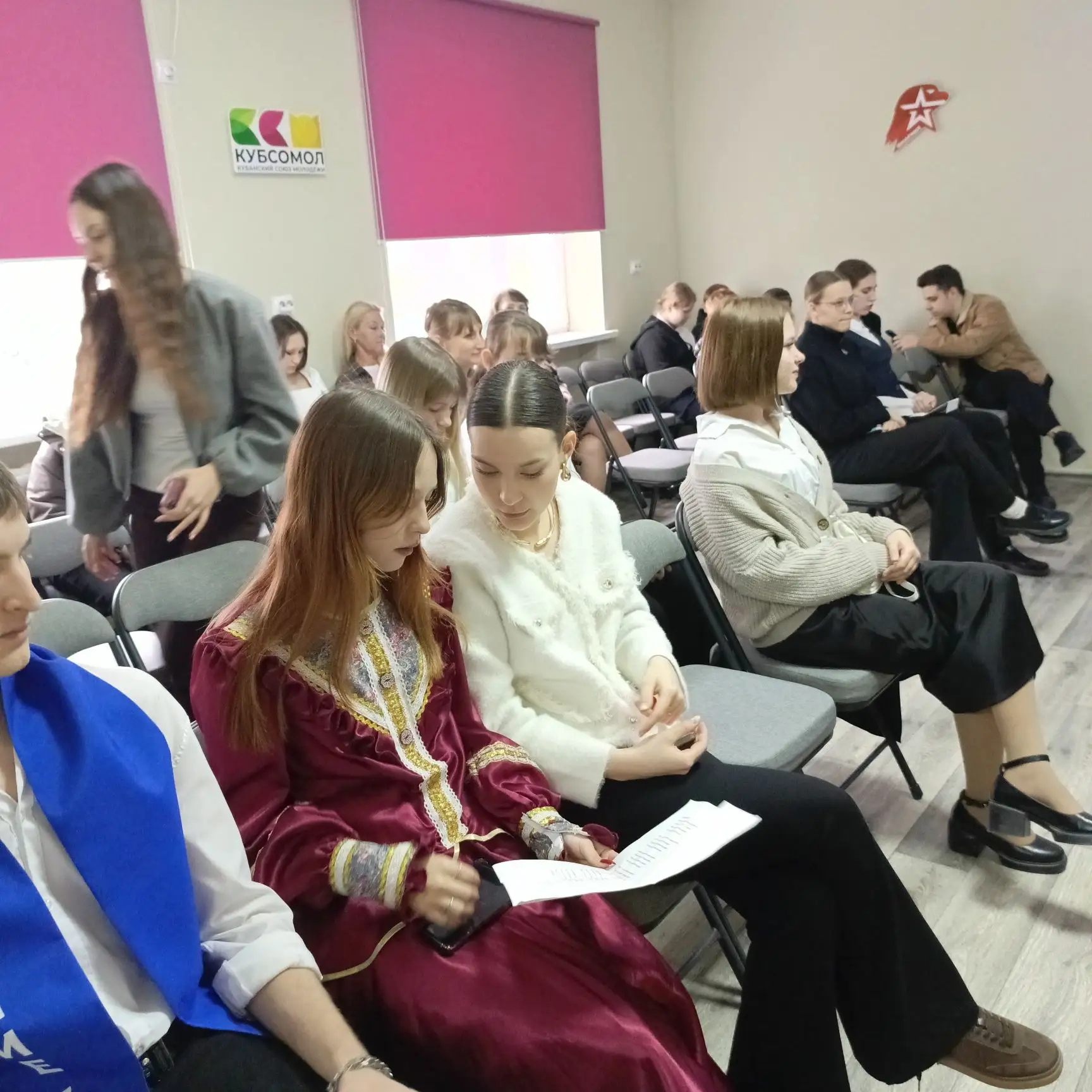Сегодня, наши лучшие чтецы ❤️ Царегородцева Виолетта, Михайлова Александра, Призова Ксения  приняли 