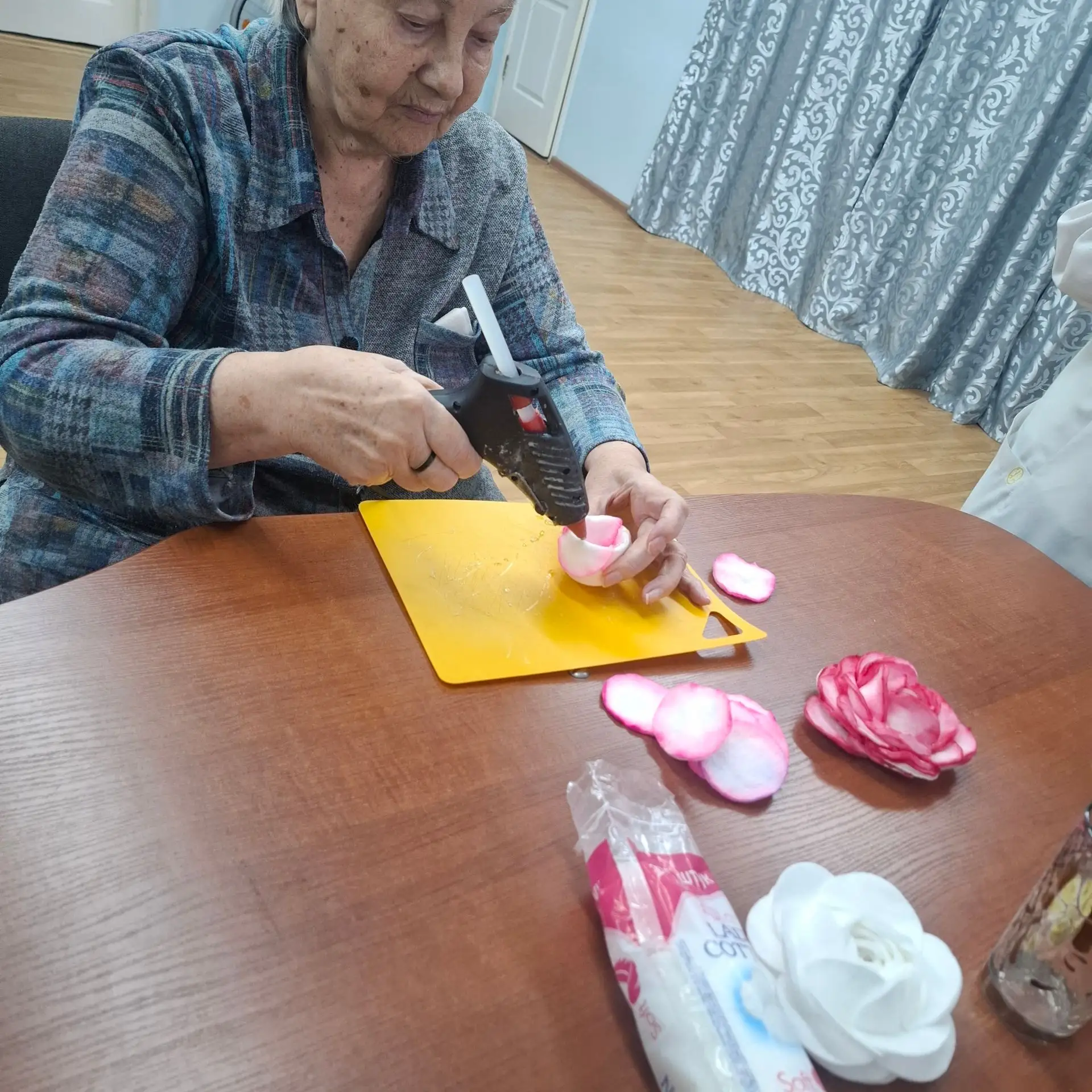 Так прошёл наш творческий час! 🌸