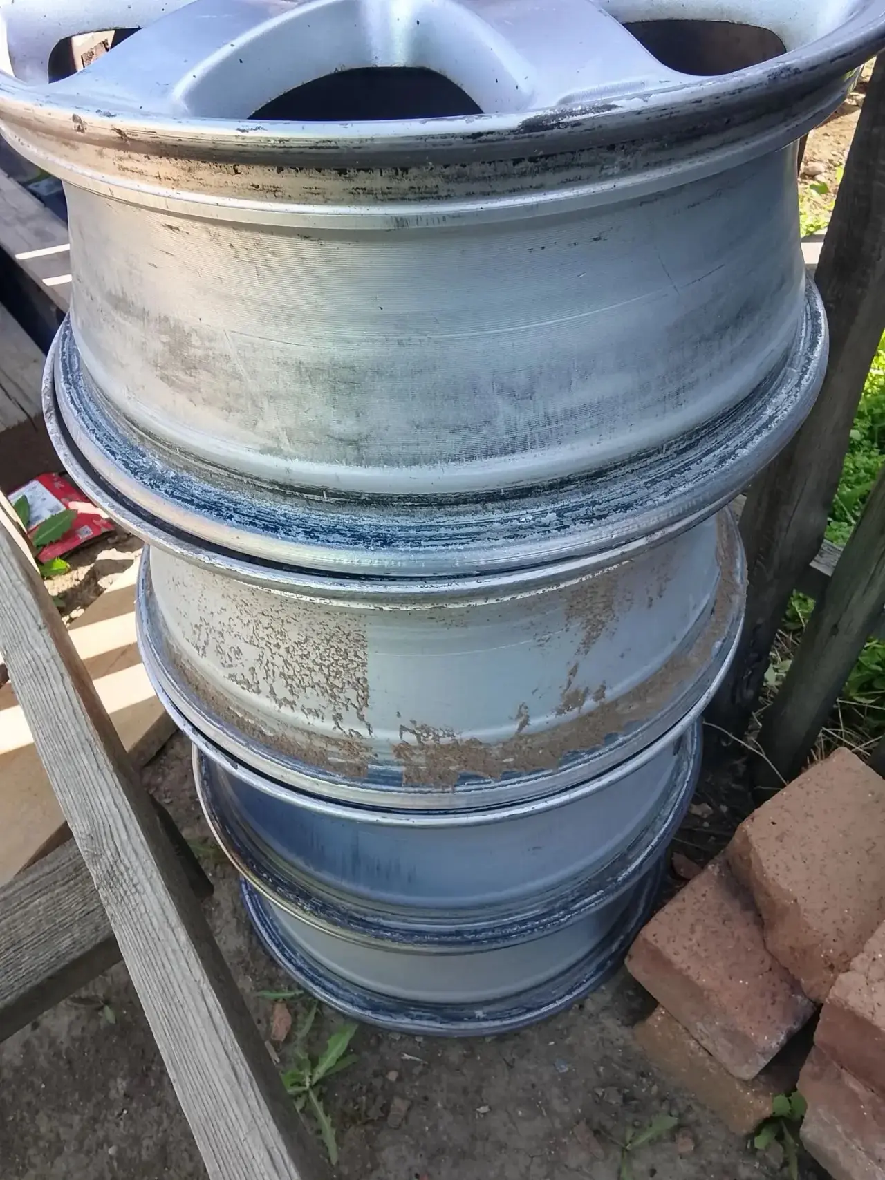 Продам диски Субару 89921306827