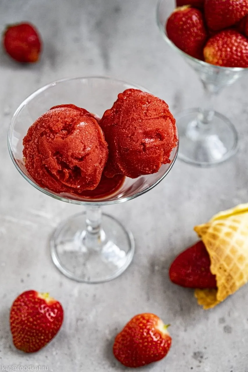 Мороженое из садовой клубники (сорбет) 🍓🍦