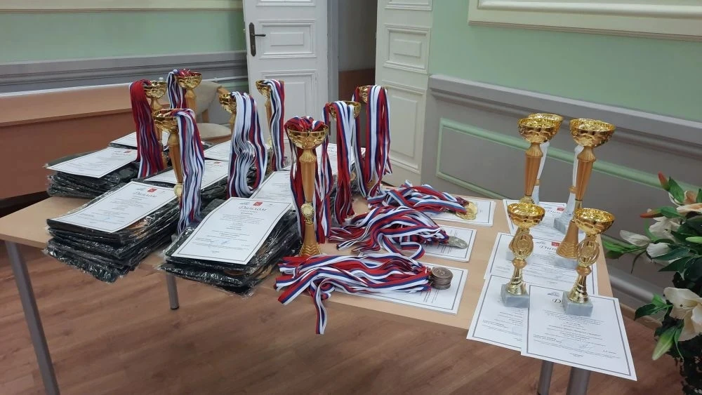 🥇 Наши кадеты — лучшие в Санкт-Петербурге! На региональных лично-командных соревнованиях по «Стрелко