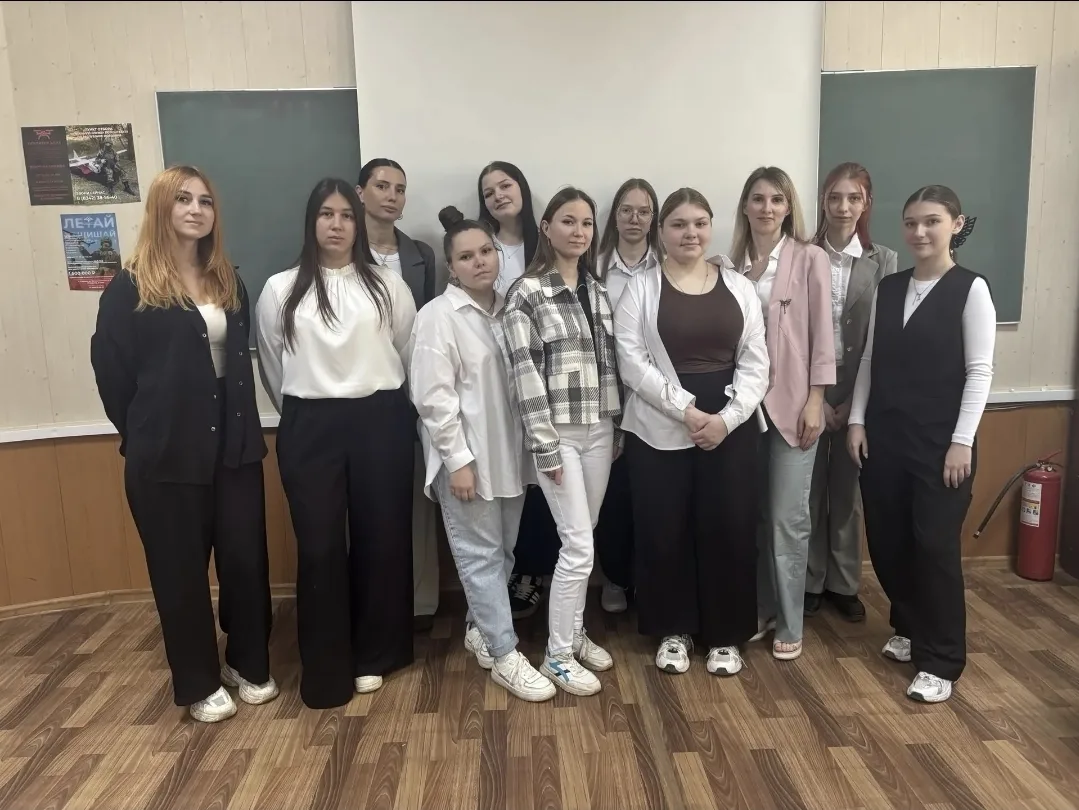 ЗАВЕРШИЛСЯ ДЕМОНСТРАЦИОННЫЙ ЭКЗАМЕН У ДИЗАЙНЕРОВ: ТВОРЧЕСКИЙ ЭКЗАМЕН ПОЗАДИ 🎨 💻✅

✔️05.06.2026 г. 