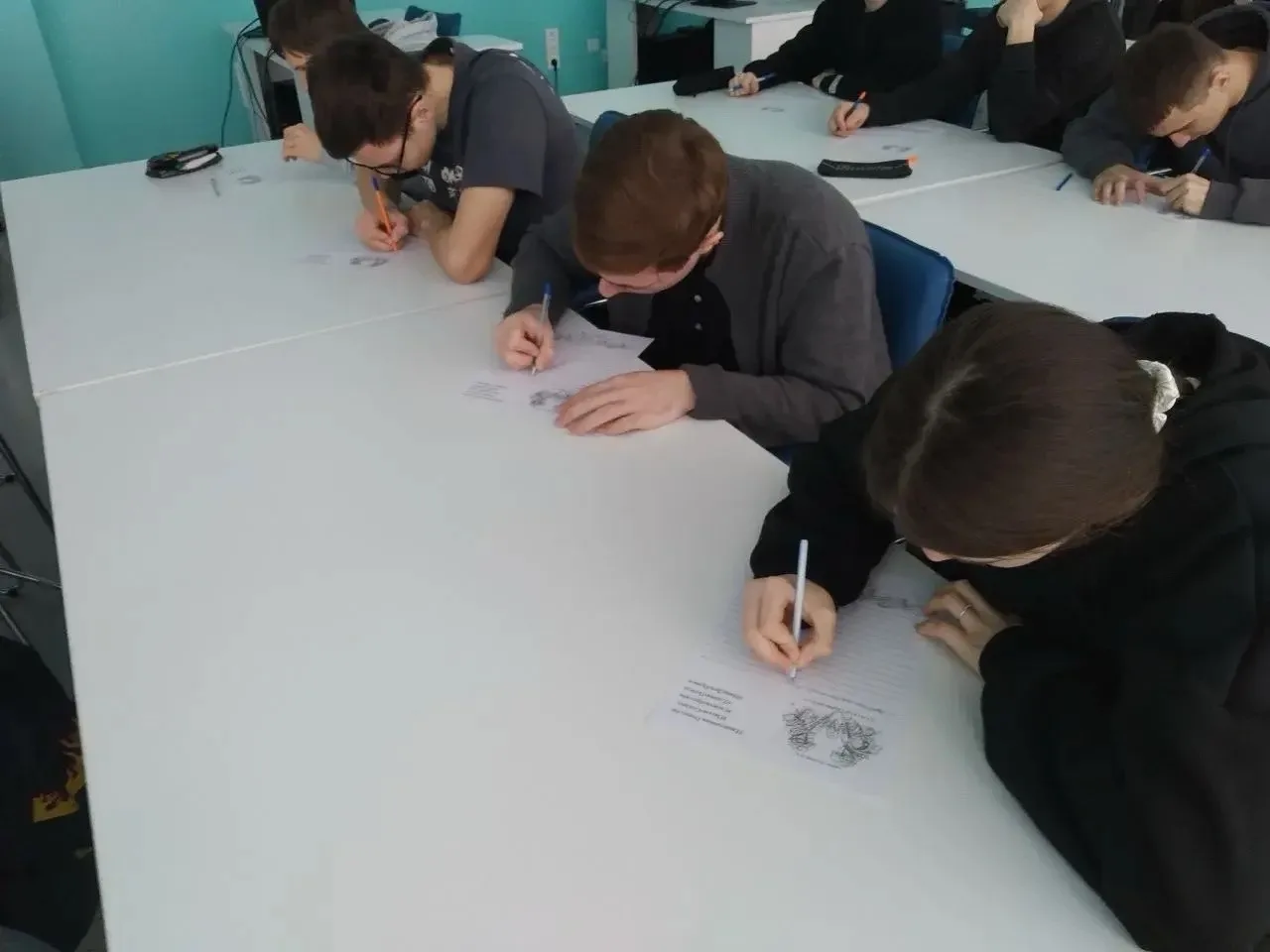 Всероссийская акция "Письмо солдату" в ГБПОУ ВО "БТПИТ" 📝  В преддверии Дня защитника Отечества студ