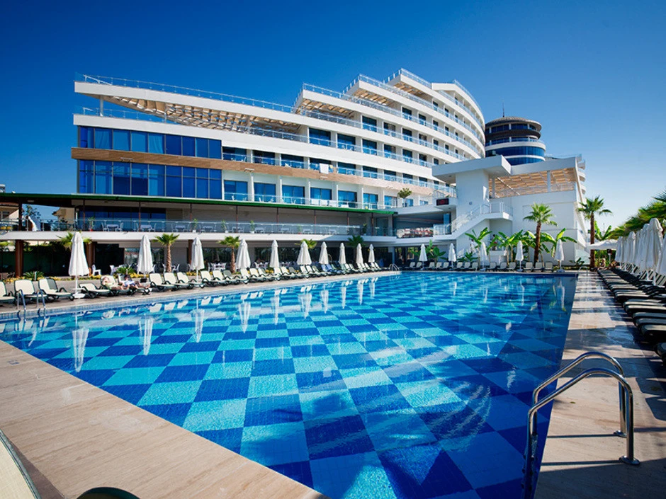 🏠 **Raymar resort & aqua 5⭐️**