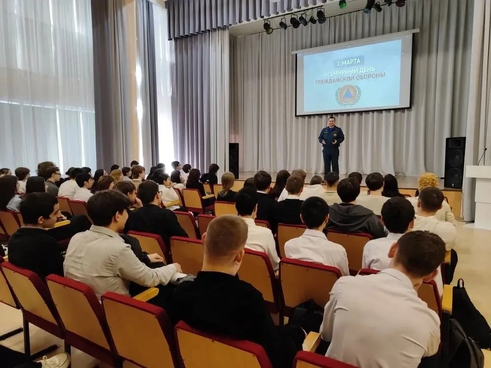 Сегодня в нашей школе прошли открытые уроки, приуроченные «Всемирному дню гражданской обороны»