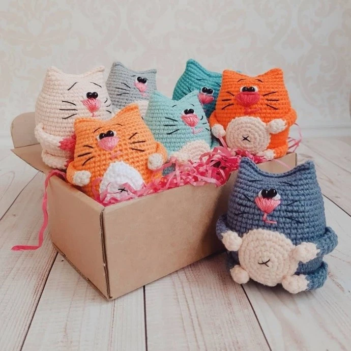 🐈 Котики описание.
Автор : Мясоедова Алла.

Мы вконтакте | Вяжем игрушки  🧶