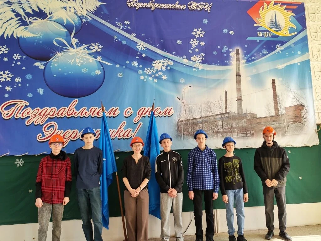 ⛸️ Каникулы с пользой: спорт, наука и яркие впечатления!  Каникулы — это замечательная возможность н