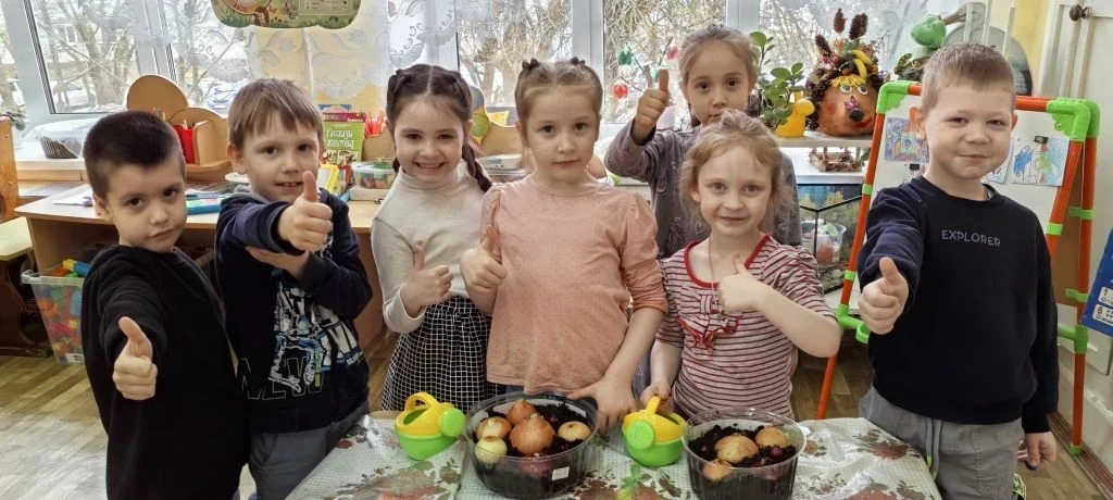 🌱 Занятие по посадке лука в старшей группе