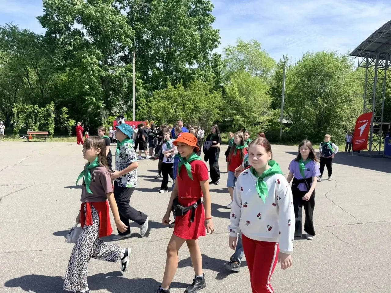 Ребята нашей школы побывали на Фестивале первых! 🔥☀️

В пятницу в Ангарске прошёл яркий Фестиваль д