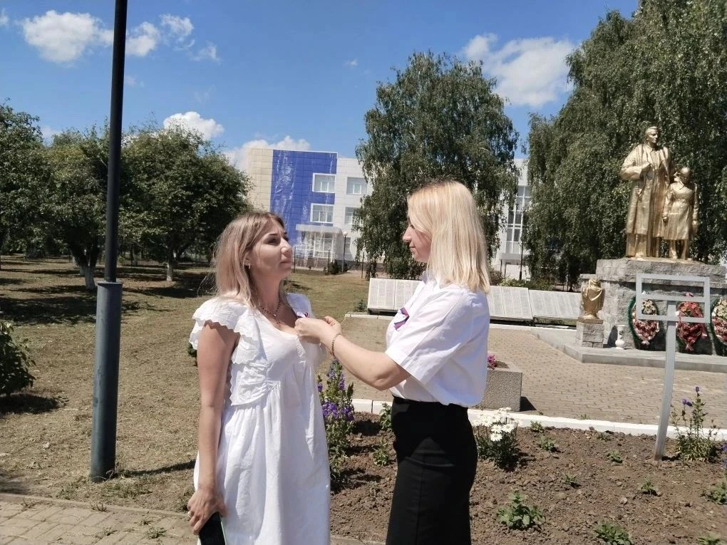 Акция «Российский триколор» стала доброй традицией в честь главного государственного праздника, кото