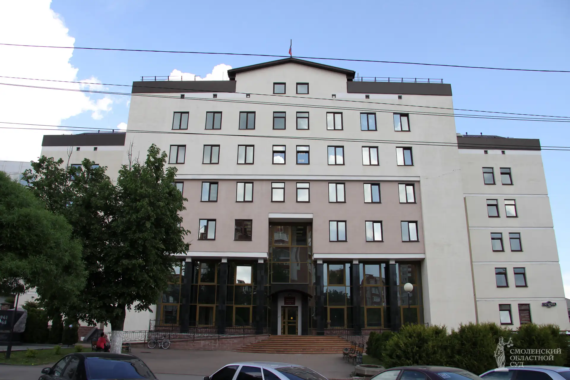 Не полученную при жизни  потерпевшей компенсацию морального вреда вправе получить наследники

Ш. обр