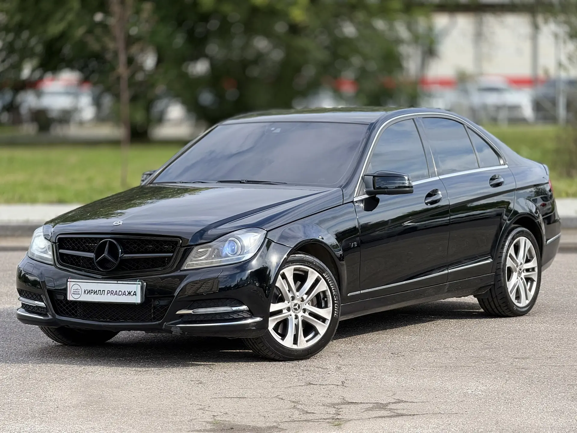 ‼️В ПРОДАЖЕ‼️
 
🤌🏻Дилерский Mercedes’Benz C300 2011 Рестайлинг на полном приводе 4MATIC V6 3.5AT 2