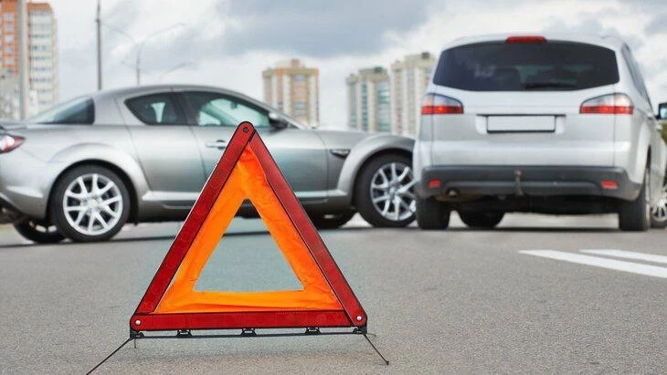МВД совместно с ЦБ разрабатывает меры по борьбе с мошенниками, инициирующими ДТП для получения страх