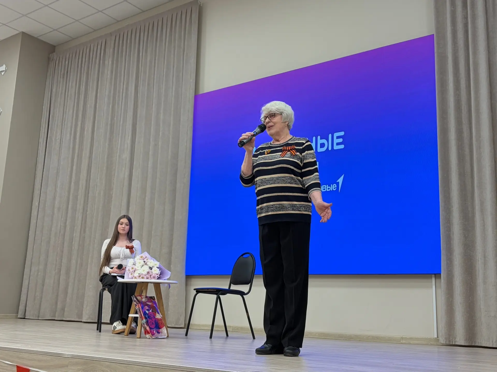 🗣 Классная встреча✅  В Гимназии №4 накануне 9 мая прошла «Классная встреча» с Ниной Игоревной Каберо