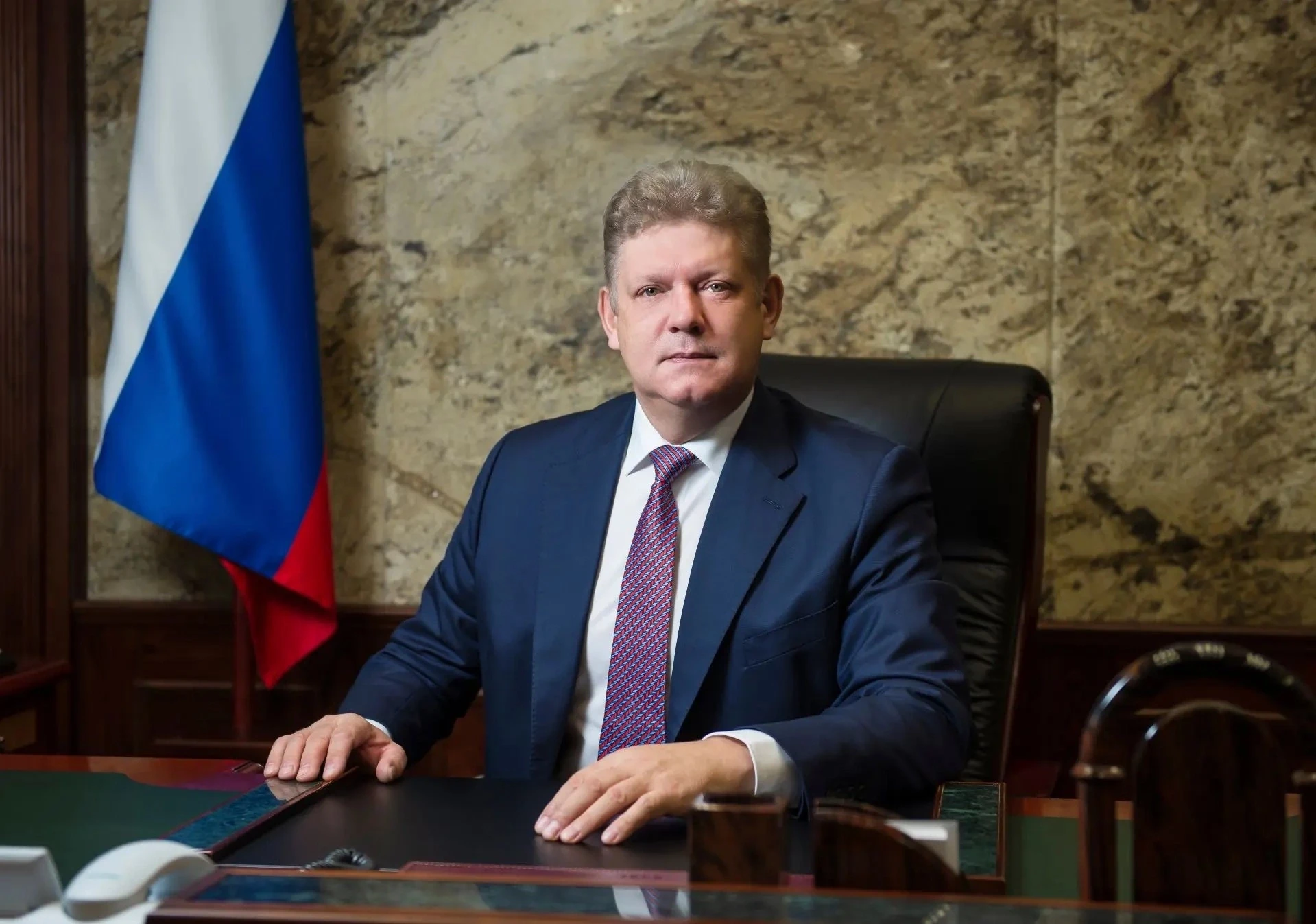 Поздравление полномочного представителя Президента Российской Федерации в Сибирском фед...