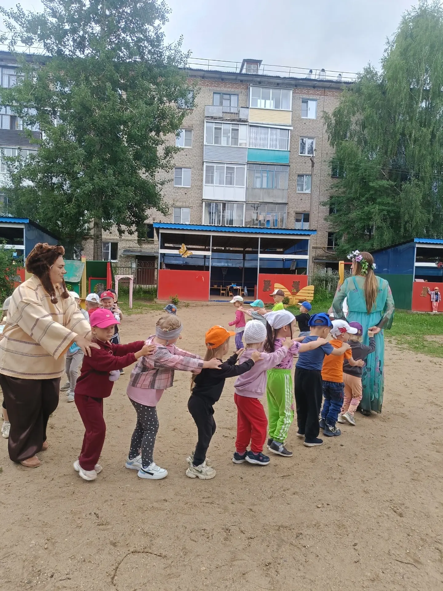 🌲 В гостях у Хранительницы леса!

24 июля дети группы №1 «Солнечный город»отправились в увлекательн