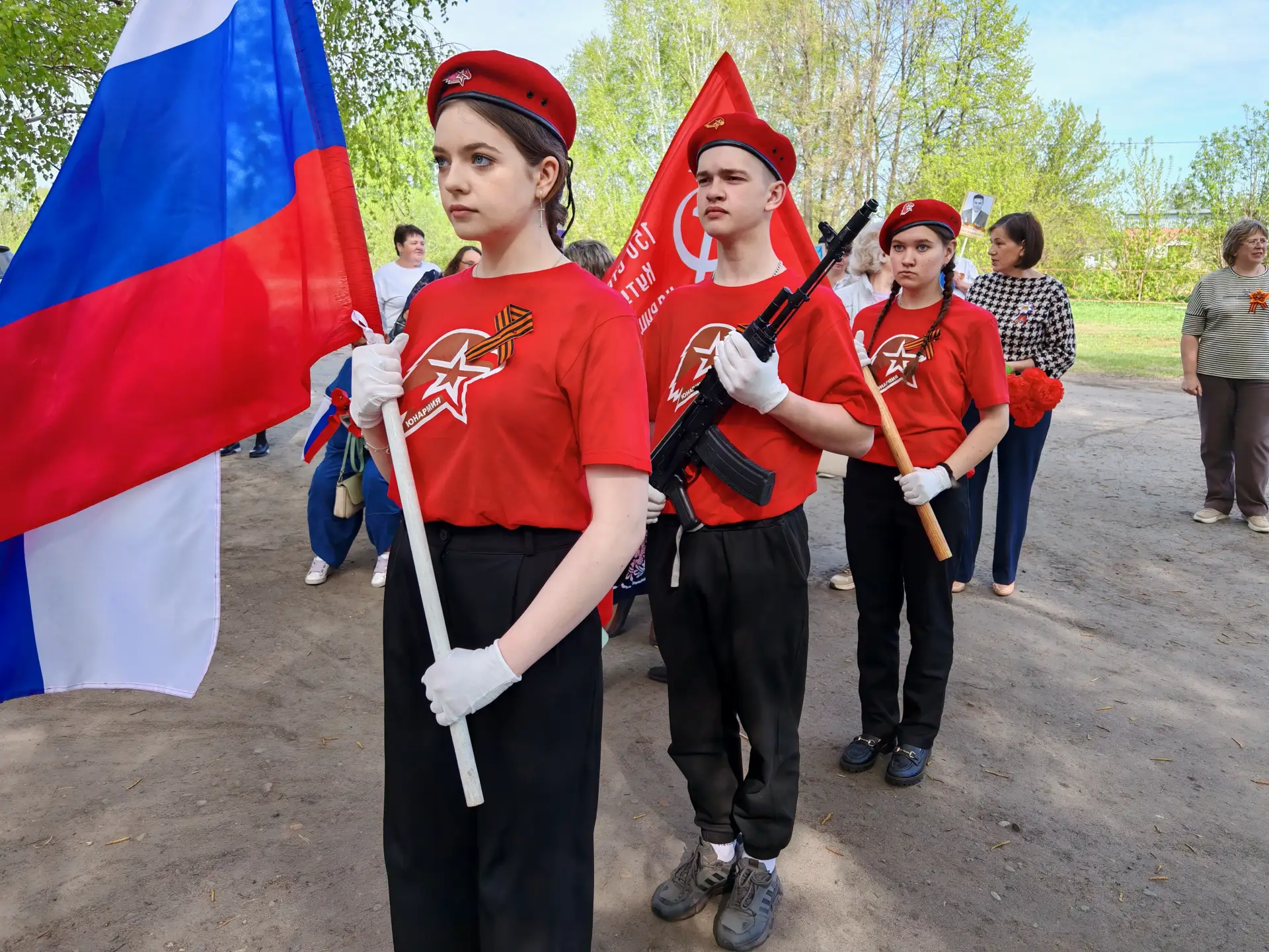 🎖 Память, гордость, уважение: митинг в честь 81‑й годовщины Победы 🎖