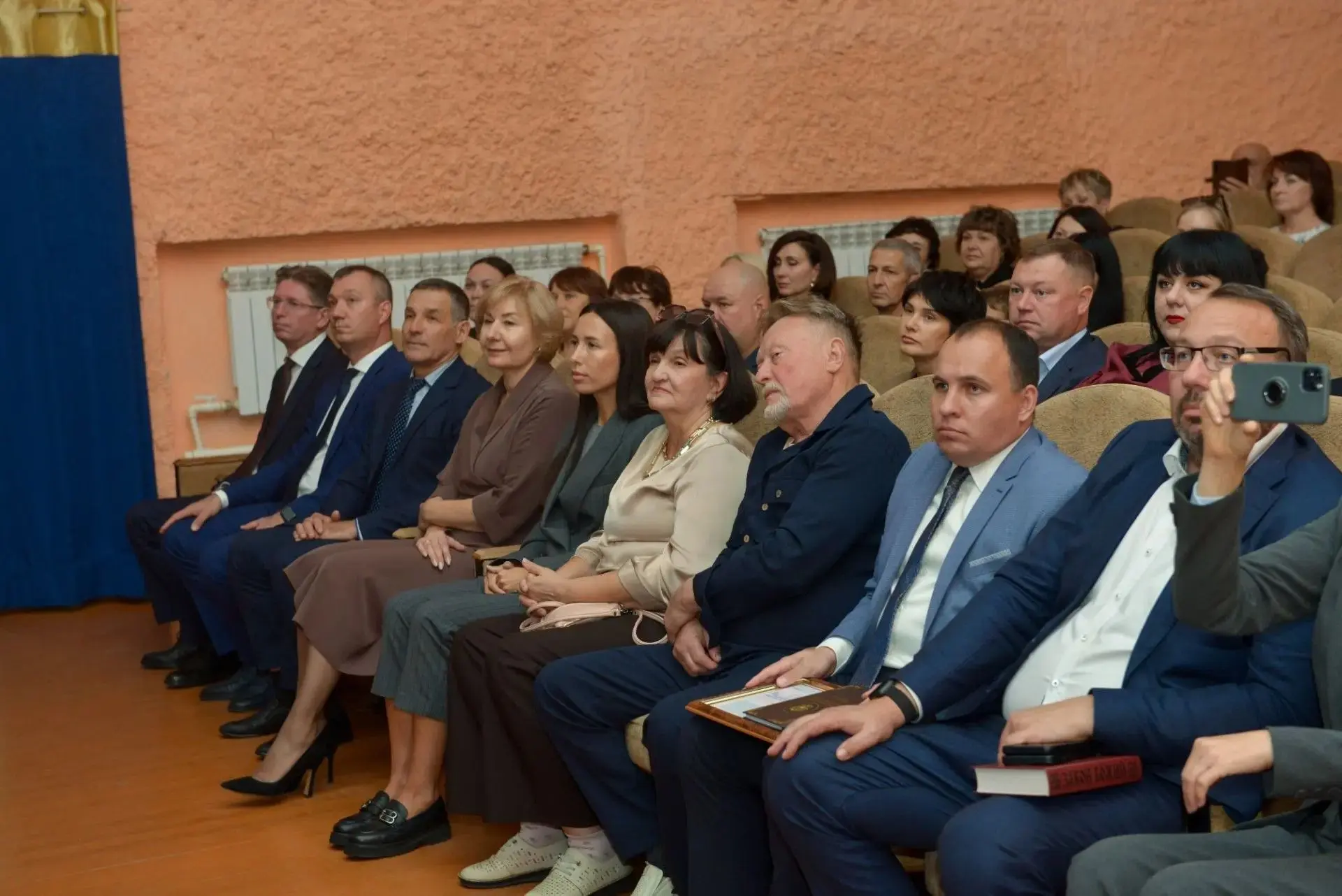 В Завитинском округе официально вступил в должность переизбранный глава