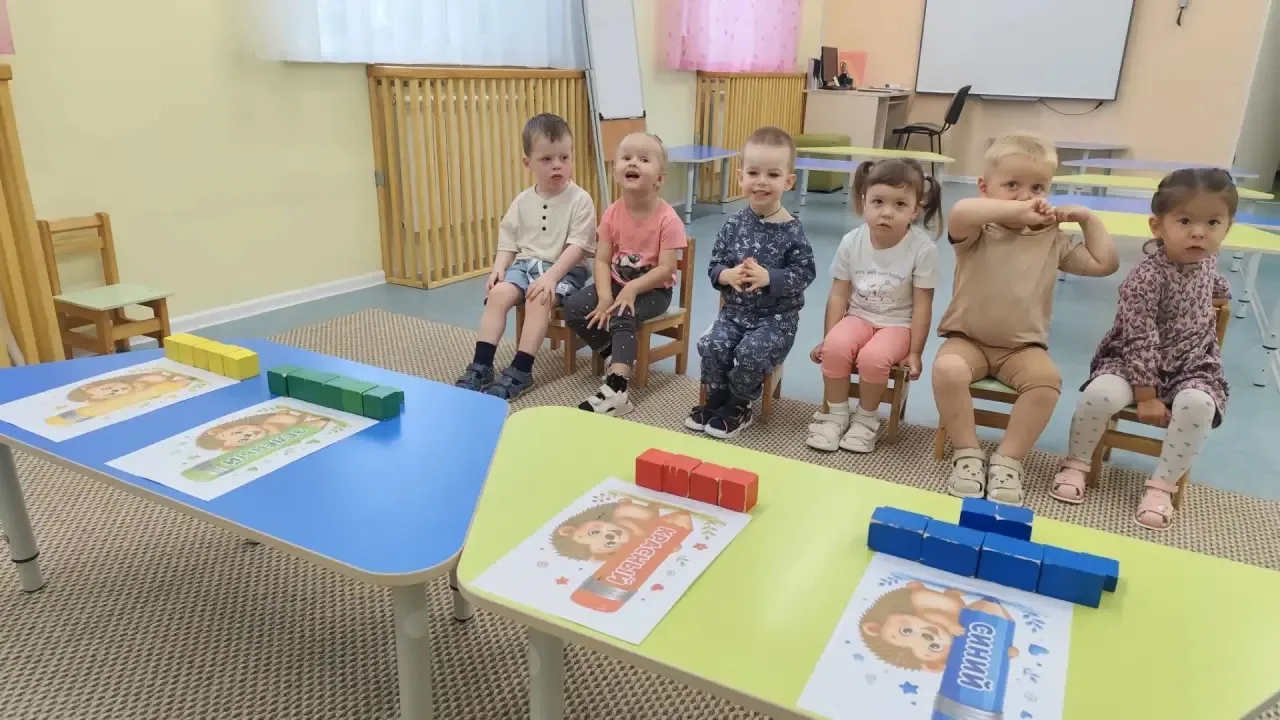 «Карапузики» развиваются играя! 🎨🎲