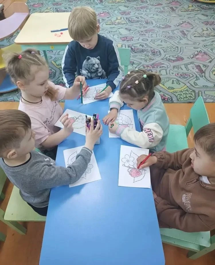 🌞Лето совсем близко, а значит, пора открывать сезон свежих фруктов и ягод! Идеальный п...