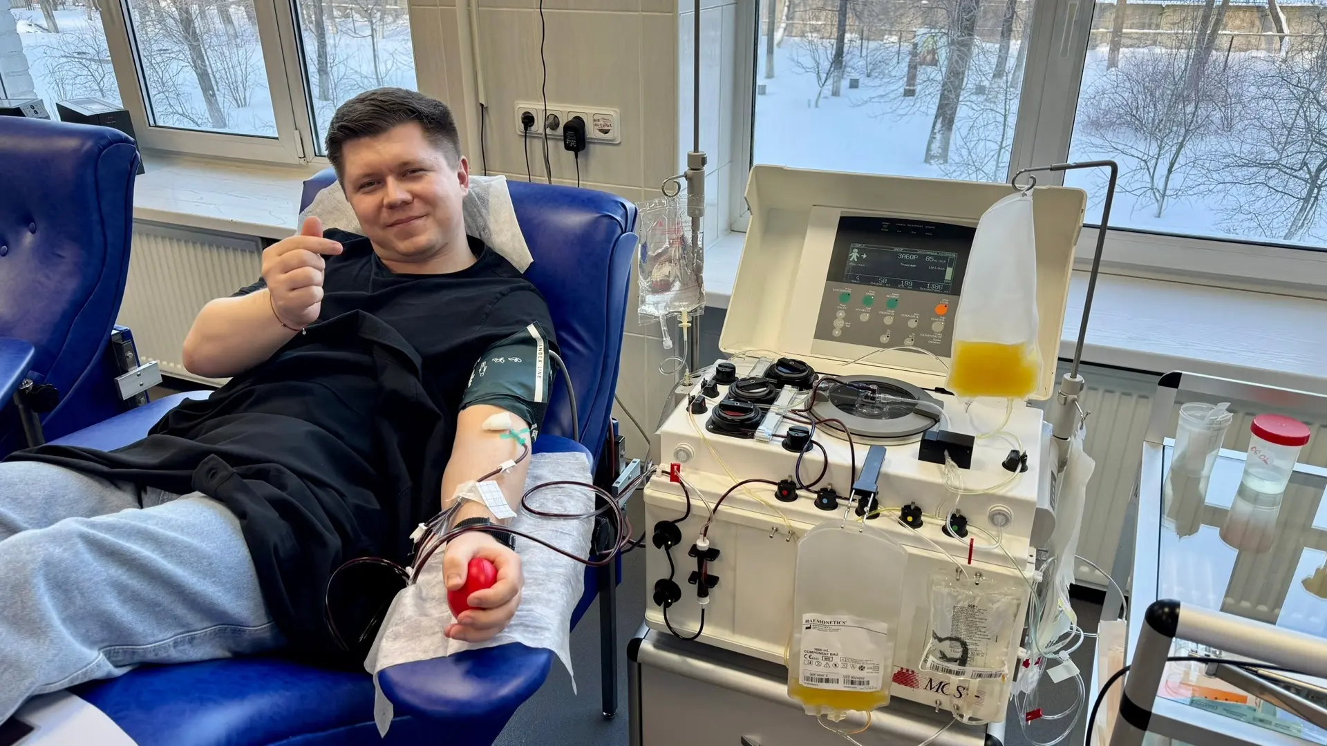 ❤️ 1 эксперт. 10 лет. 100 донаций   В преддверии Национального дня  донора крови, рассказываем истор