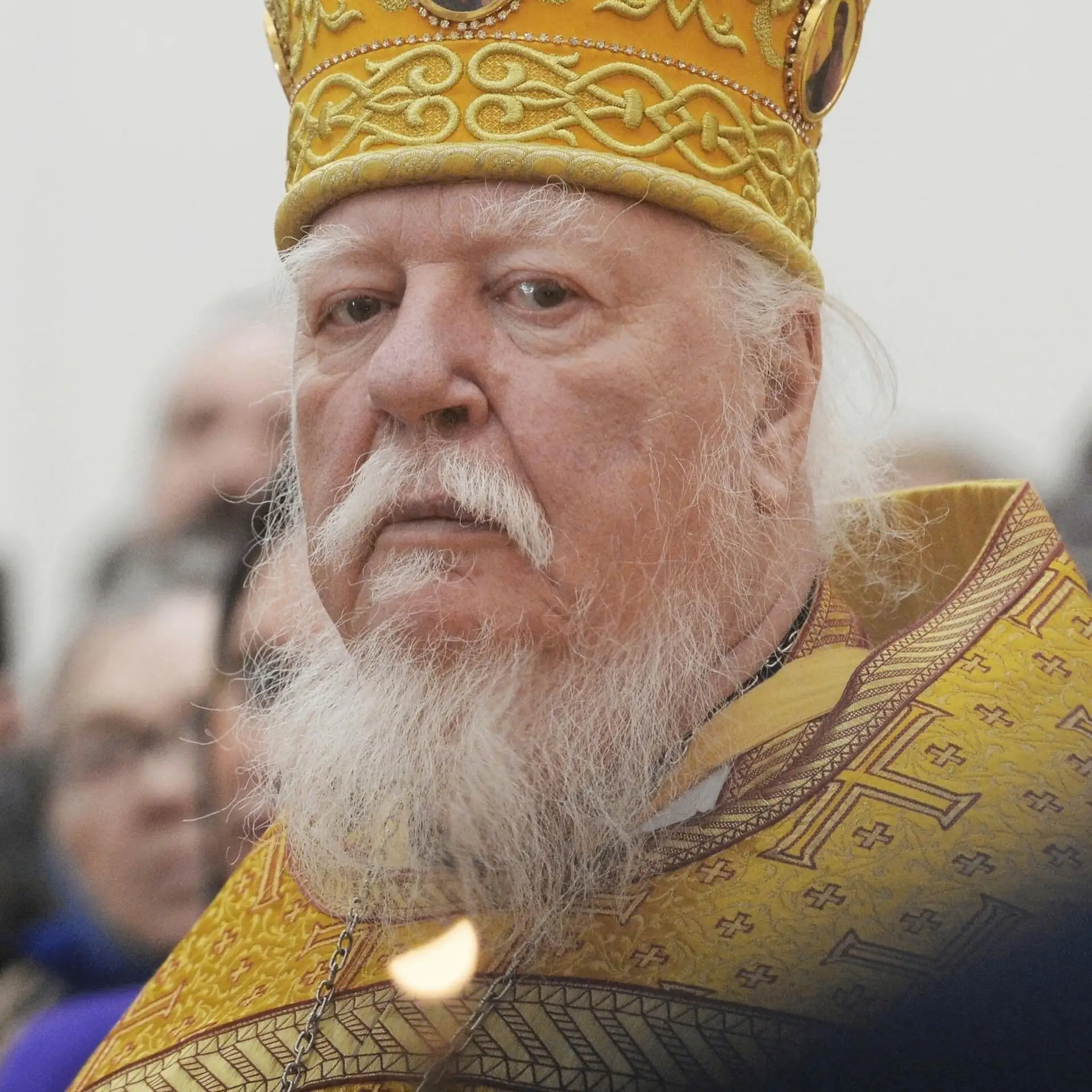 Вот взять маленького мальчика девяти лет, а другой мальчик, а лучше сказать, дьявол чер...
