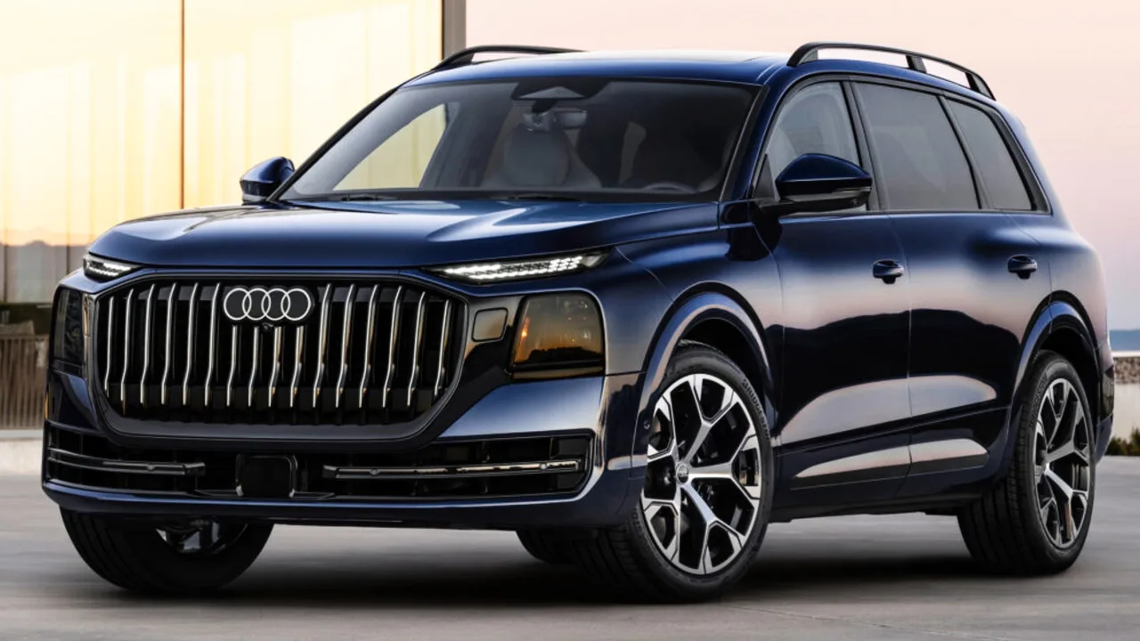 Audi представила Q9: самый крупный SUV марки с OLED-фарами и гигантской панорамой

Audi вывела на сц