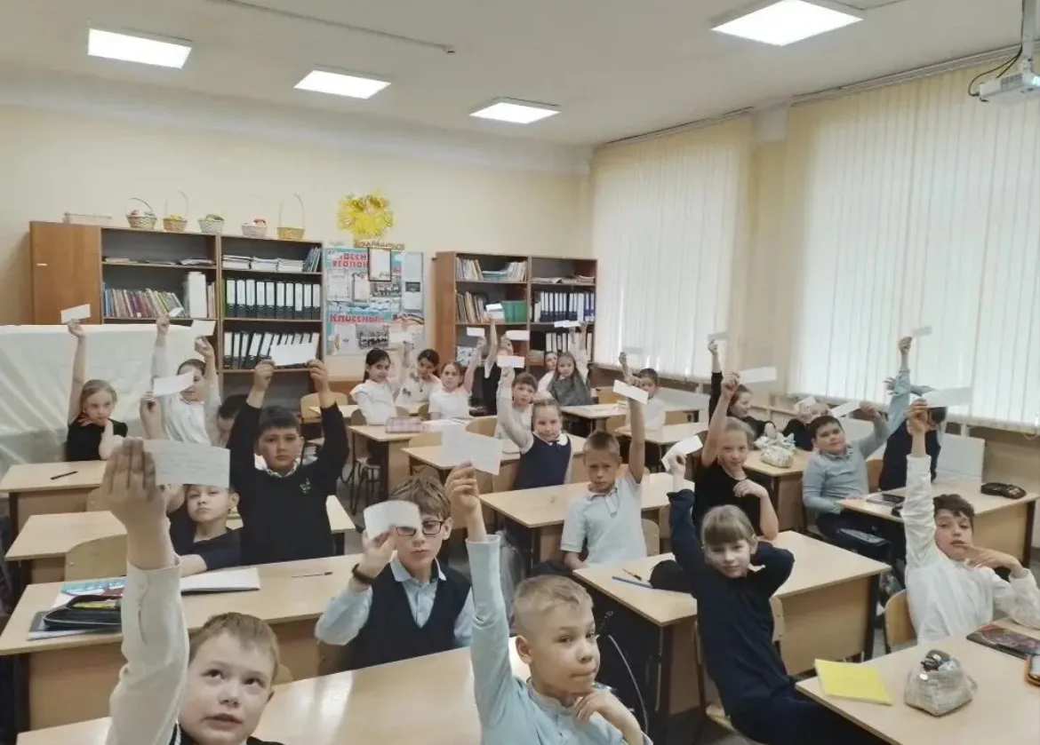 🇷🇺ОРЛЯТА РОССИИ🇷🇺  🦅В нашей школе продолжается реализация трека «Орлёнок — Хранитель исторической па