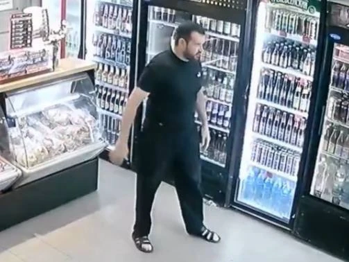 Полицейские нашли мужчину, который избил женщину в магазине в Тольятти