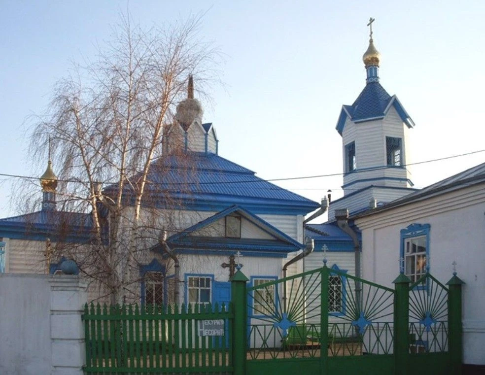 Порядок в центре внимания.  Провел рабочее совещание по подготовке к предстоящему субботнику и празд