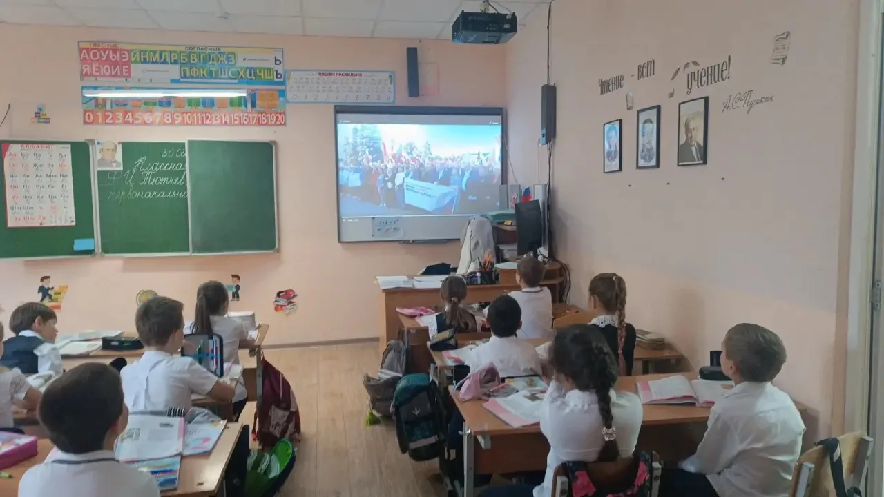🎉 Сегодня — памятная дата: День воссоединения Донецкой Народной Республики, Луганской ...
