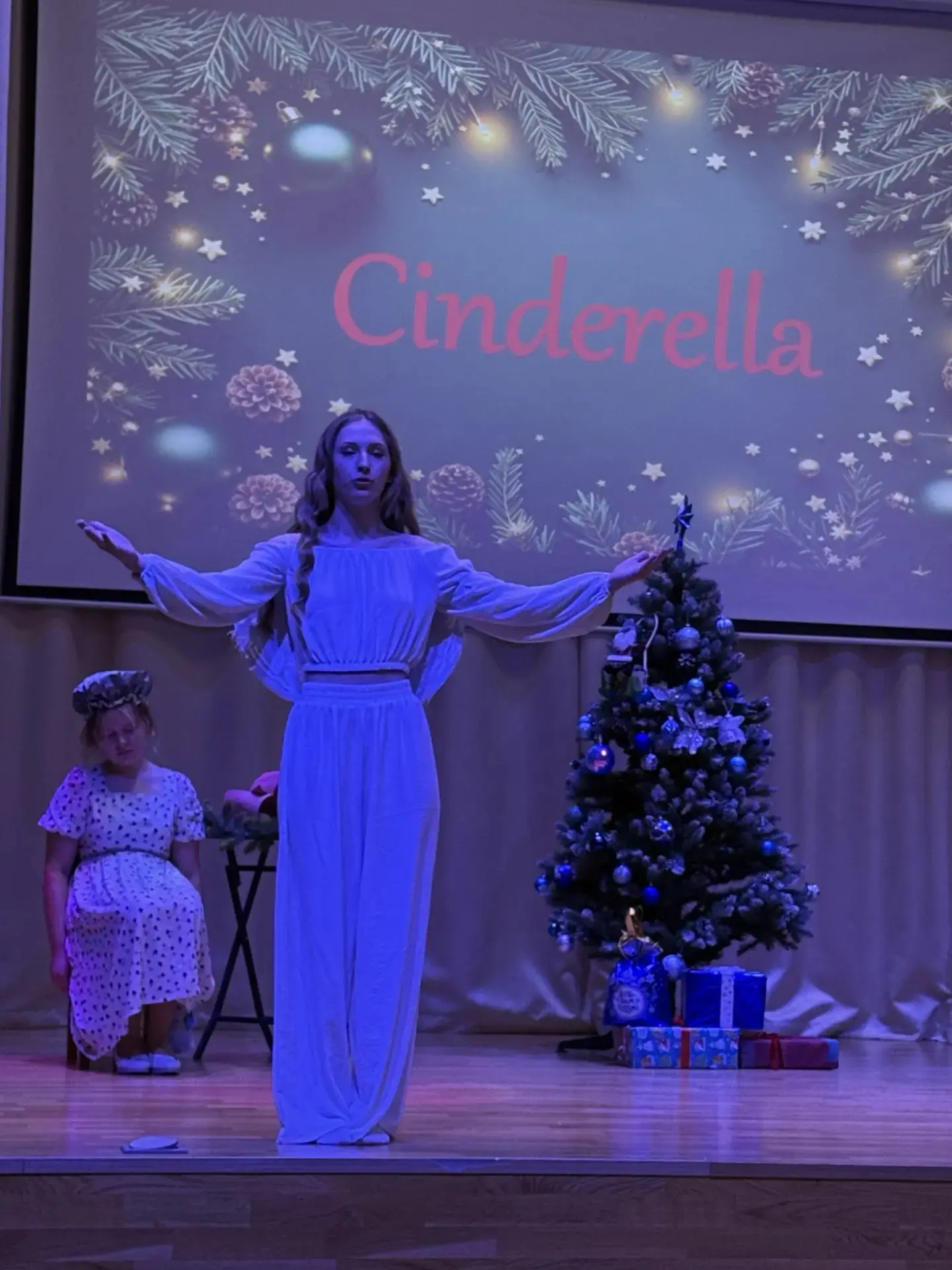 🎭 Городской этап конкурса «Act and Sing»  В МБОУ «Гимназия №36» прошёл городской этап конкурса театр